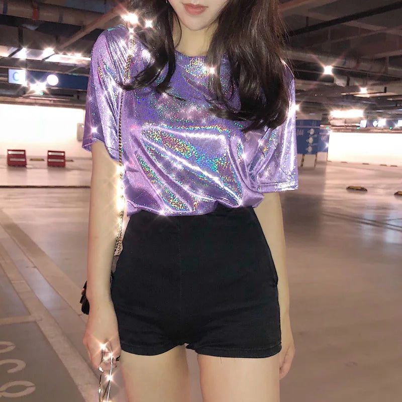 Sommer Frau Tops glänzend lose Kurzarm T-Shirt sexy Club ästhetische Harajuku Frauen stilvolle helle Seide T-Shirt