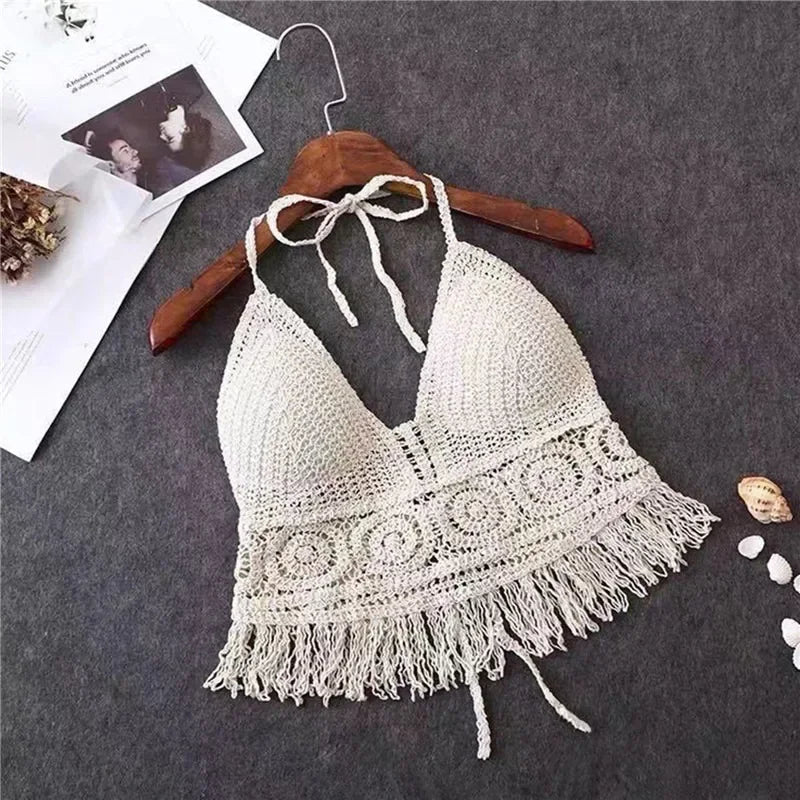 2024 sommer Sexy Strand Kurze Crop Top für Frauen Leichte Aushöhlen Häkeln Quasten Saum Halter Bhs Bustier mit Brust Pads