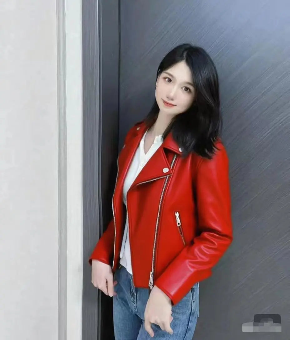 Modische rote PU-Lederjacke für Damen, kurzer Mantel, Stehkragen, Frühling und Herbst, dünner Stil, künstlerische Retro-Passform, lange Ärmel