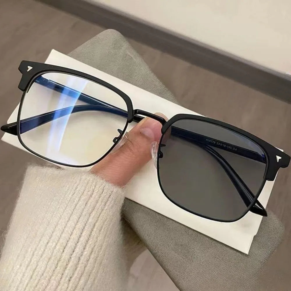 Photochrome Anti-Strahlungs-Blaulicht-Brille, quadratische Metallrahmen-Computerbrille für Damen und Herren, austauschbare Linse
