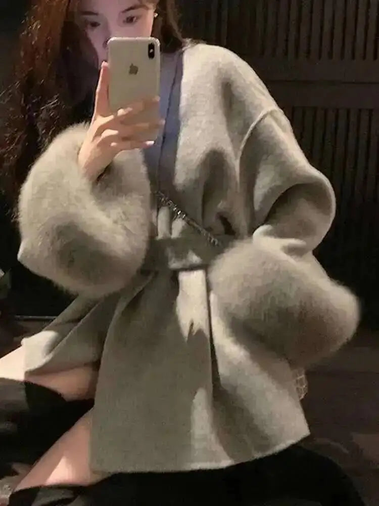UCXQ Elegant OL Office Lady Overcoats Fur Patchwork Long Sleeve Woolen Coat Beautiful Women's Clothing Jacket Autumn 2025 Winter