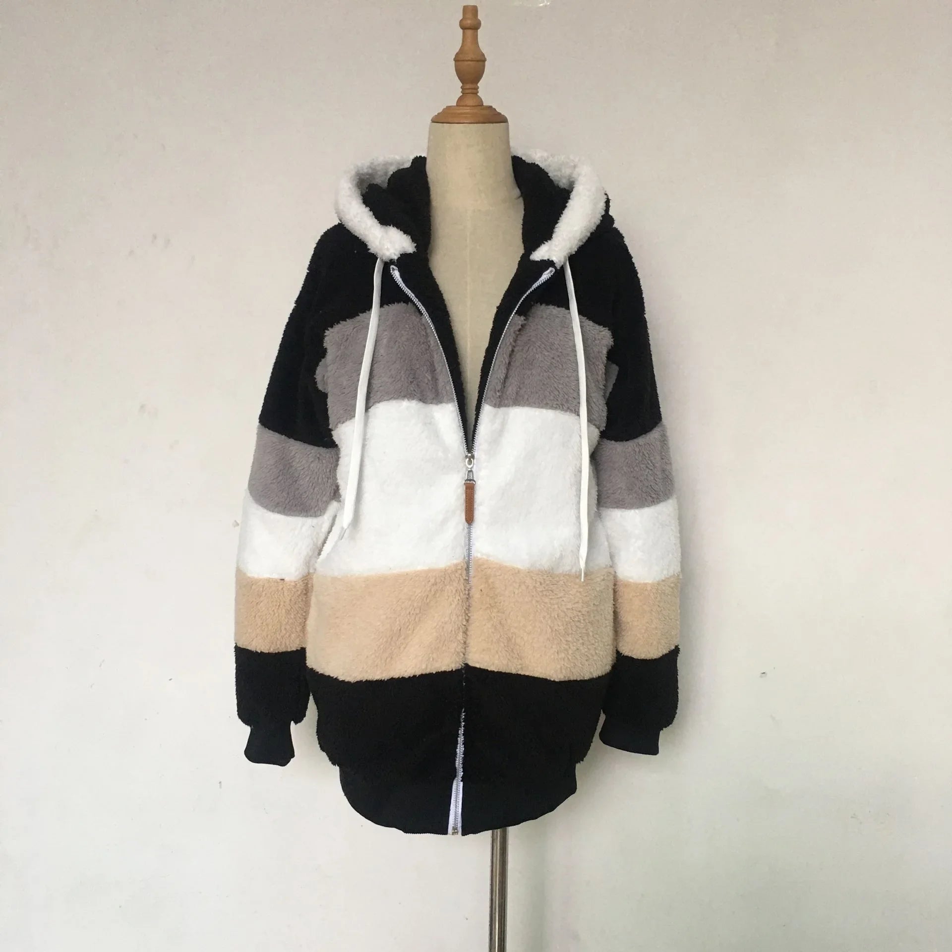 Warme Fleece-Übergroße Kapuzenjacke für Damen, Herbst und Winter, verdickte Reißverschlusstasche, Patchwork-Kleidung, bequemes Sweatshirt