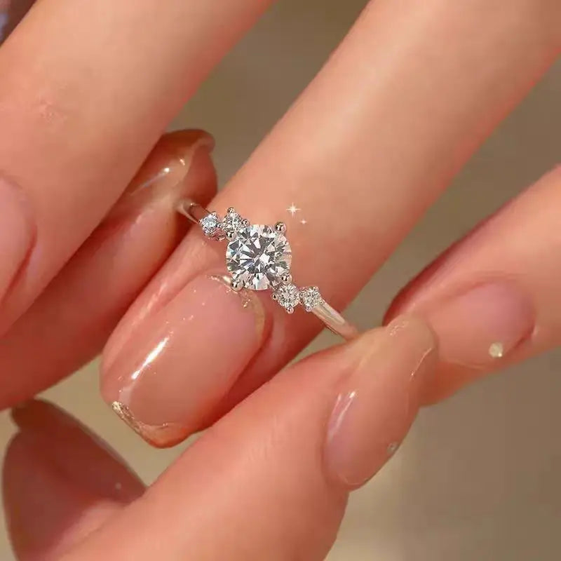 18K Weißgold und Platin PT950 1 Karat Moissanit-Ring für Damen, Vier-Krallen-Galaxie-Stern-Verlobungsring als Geschenk für die Freundin.