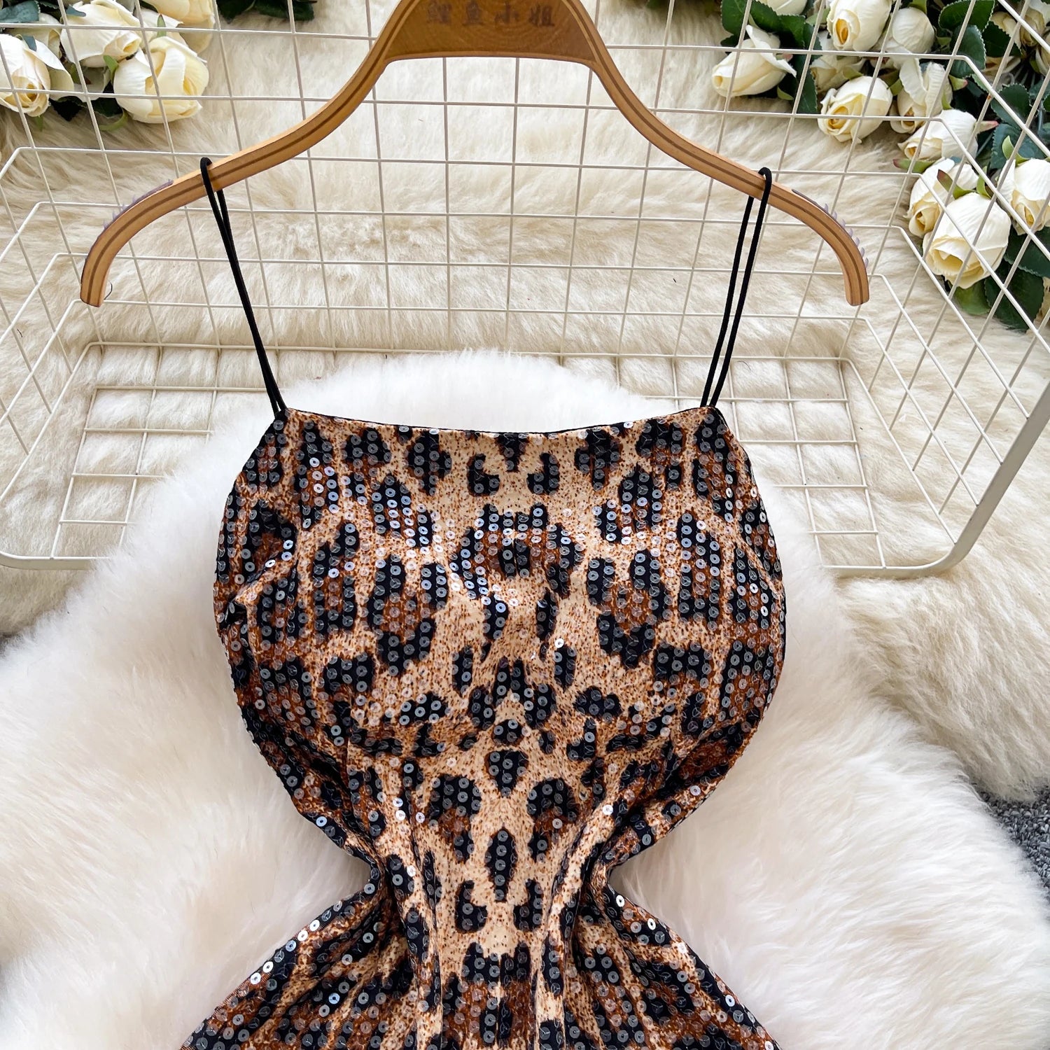 SINGREINY Sexy Leopard Women Dress 2026 Summer Trendy Night Club Party Sling Spicy Girl Sequined Glitter Bodycon Mini Dresses