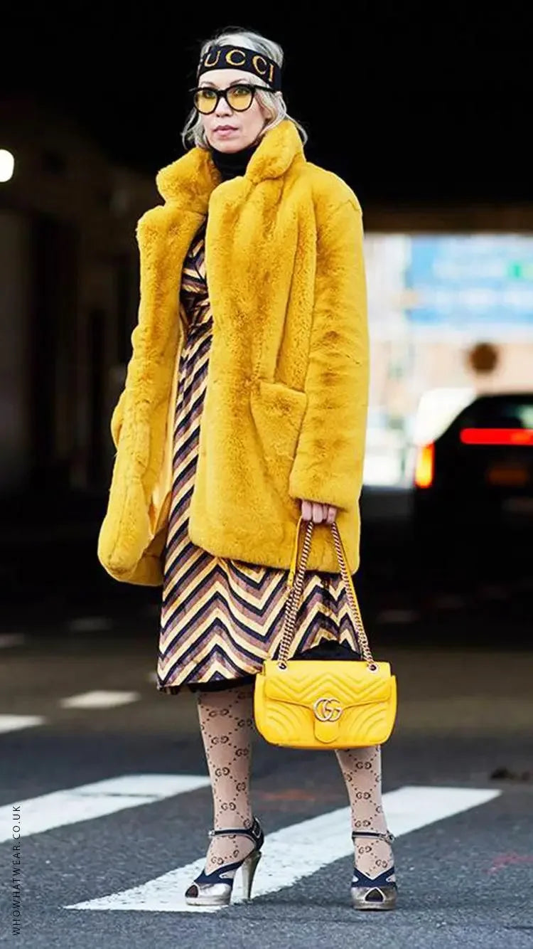 Mittellanger Kunstpelzmantel für Damen, Winter-Plüschjacke, Übergrößenmantel, flauschige Reversjacke, weibliche Oberbekleidung, flauschiges Oberteil
