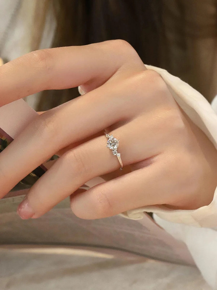 18K Weißgold und Platin PT950 1 Karat Moissanit-Ring für Damen, Vier-Krallen-Galaxie-Stern-Verlobungsring als Geschenk für die Freundin.