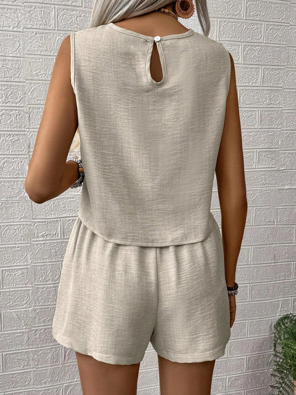 2025, einfarbiges, schlichtes, modisches, lässiges, ärmelloses Top und Shorts-Set für Damen
