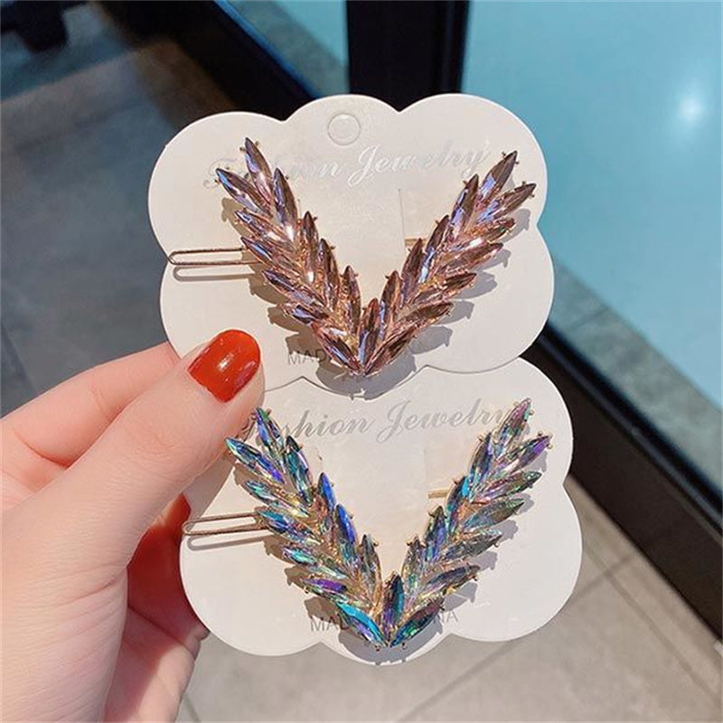 Luxus Glänzende Kristall Haar Clip Für Frauen Koreanische V Form Schnalle Haarnadeln Mädchen Haar Zubehör Headwear Mode Ornamente Geschenk