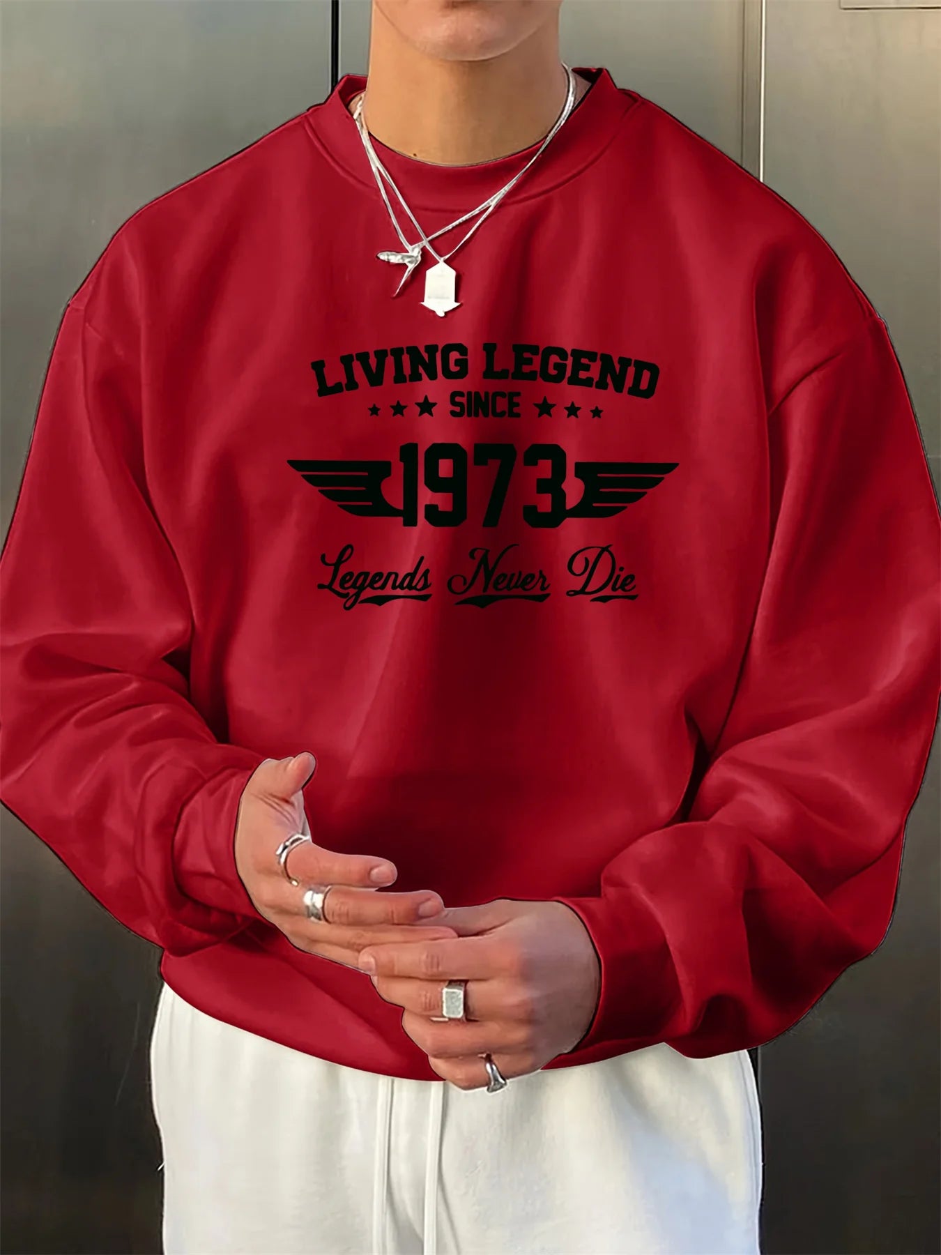 Men's autumn and winter fashionable casual loose retro 1973 graphic printed long sleeved round neck sweatshirt