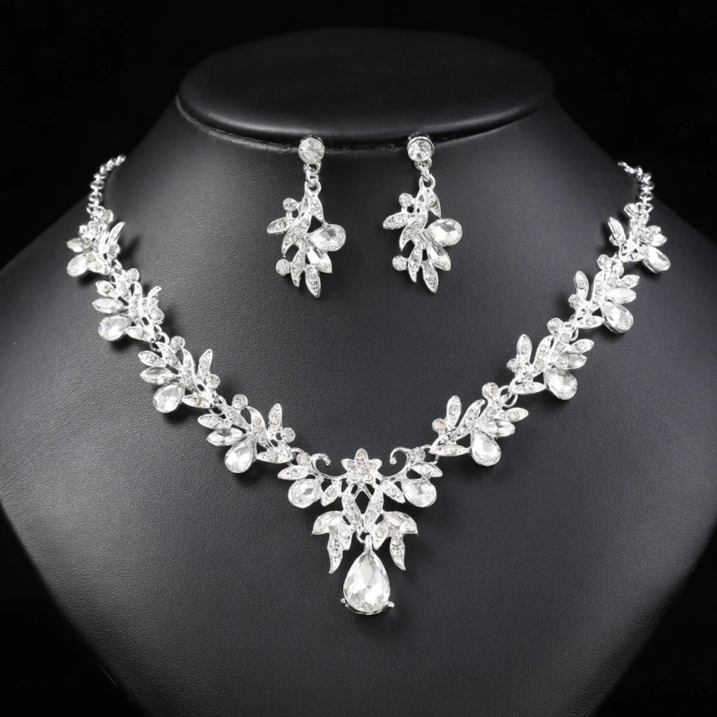 Women's Fashion Sparkling Leaf Water Drop Jewelry Set, Light Luxury Style, Gorgeous and Elegant Jewelry
