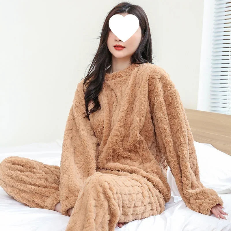 Thickened Coral Fleece Pajamas Set Women's Winter Home Clothes Sleepwear Velvet Material Warm Cozy Winter New Arrival
