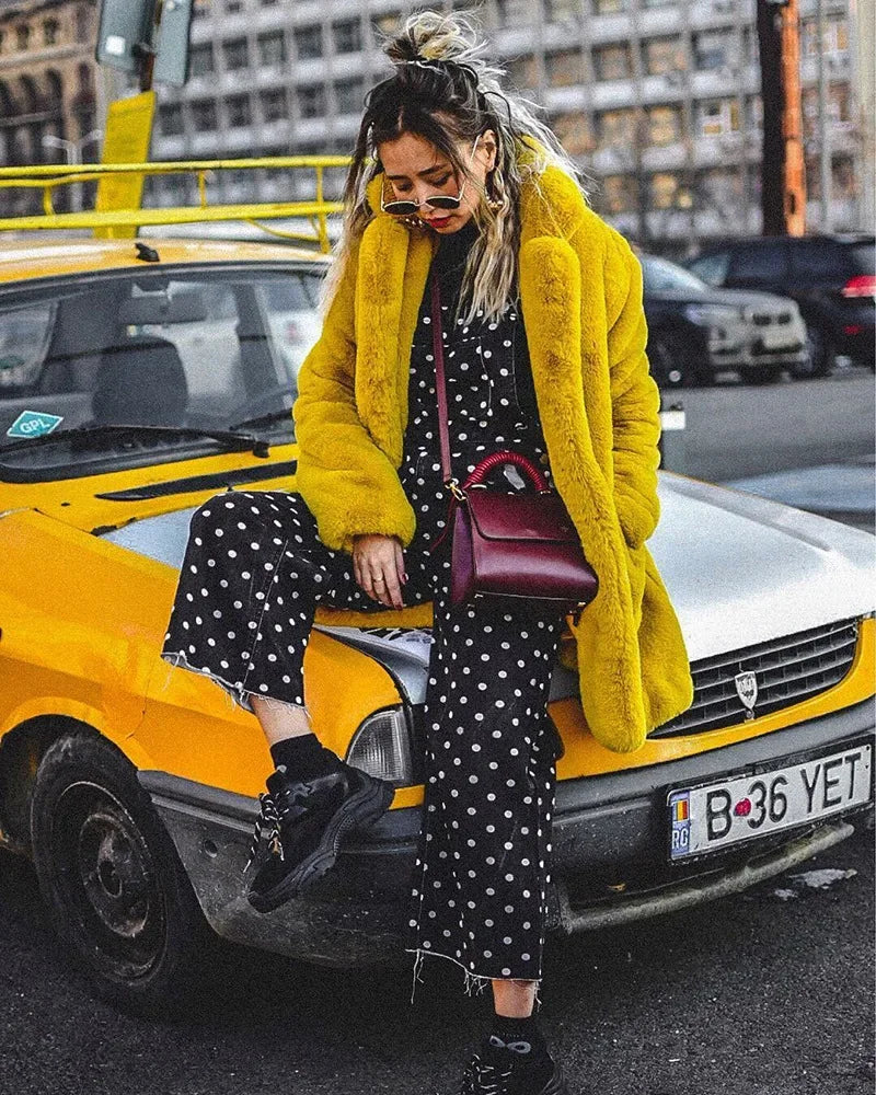 Mittellanger Kunstpelzmantel für Damen, Winter-Plüschjacke, Übergrößenmantel, flauschige Reversjacke, weibliche Oberbekleidung, flauschiges Oberteil
