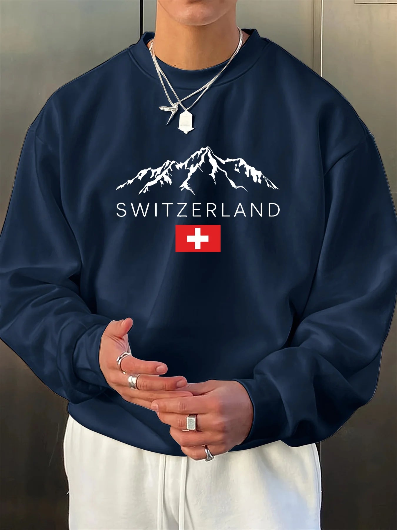 Men's autumn and winter fashionable casual loose SWITZERLAND graphic printed long sleeved round neck sweatshirt