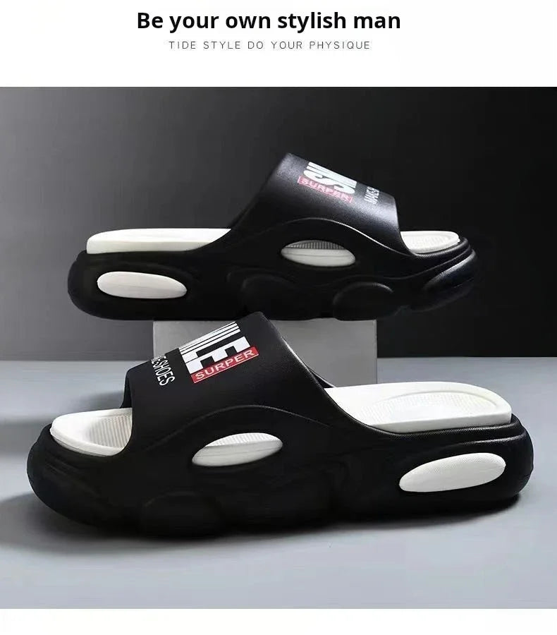Männer Dicke Sohle Sommer Strand Rutschen Badezimmer Anti Slip Slipper Weiche Sandalen Einfachheit Ultra Licht Brief Schuhe Männer Hausschuhe