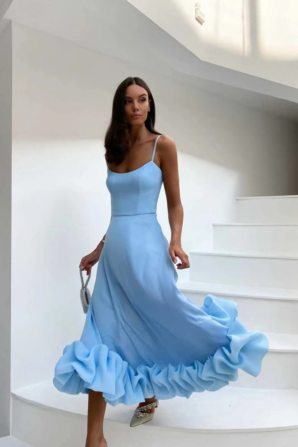 Elegante Rüschen solide Schlinge langes Kleid Frauen Riemen Taille Party Kleider Mode ärmellose rücken freie Strands chaukel Rock A-Linie Tutu