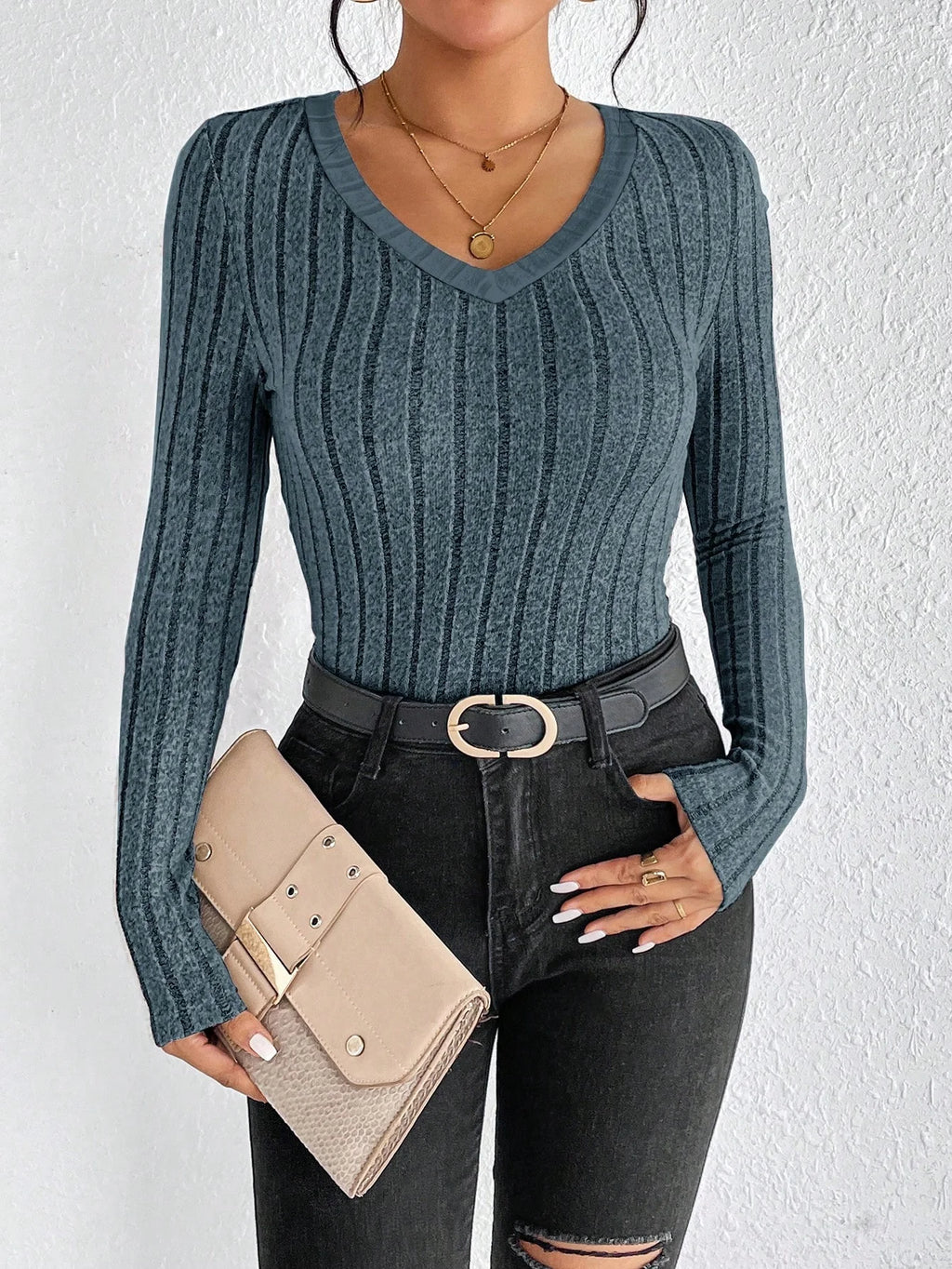 Slim Fit V-Neck Knitted Jumper Long Sleeve Top for Women Sexy Trendy Pullover Casual Wear