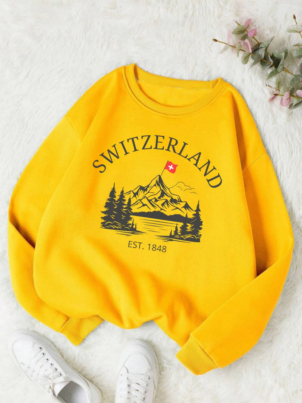 Switzerland Snow Mountain Design Women Sweatshirt Y2K Fleece Pullovers Crewneck Casual Streetwear Street Hip Hop Clothes
