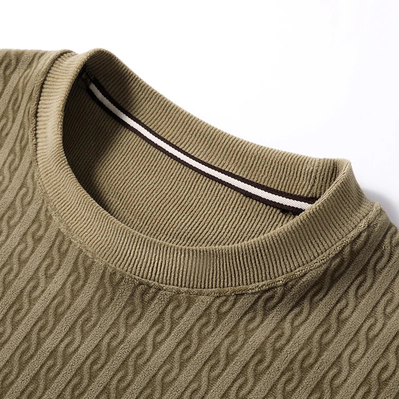 Men's Winter Fashion New 100% Merino Wool Exquisite Design Penguin Embroidery Round Neck Soft Knitted Warm Casual Sweater