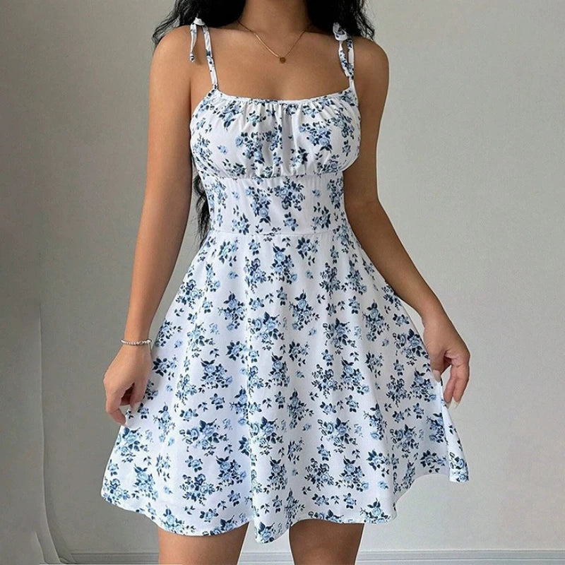 Kurzes Sommerkleid mit Blumenmuster und Spaghettiträgern für Damen, Damenkleider, Damenbekleidung, Damenbekleidung, Sommerkleid, Neu im Kleid 2025,
