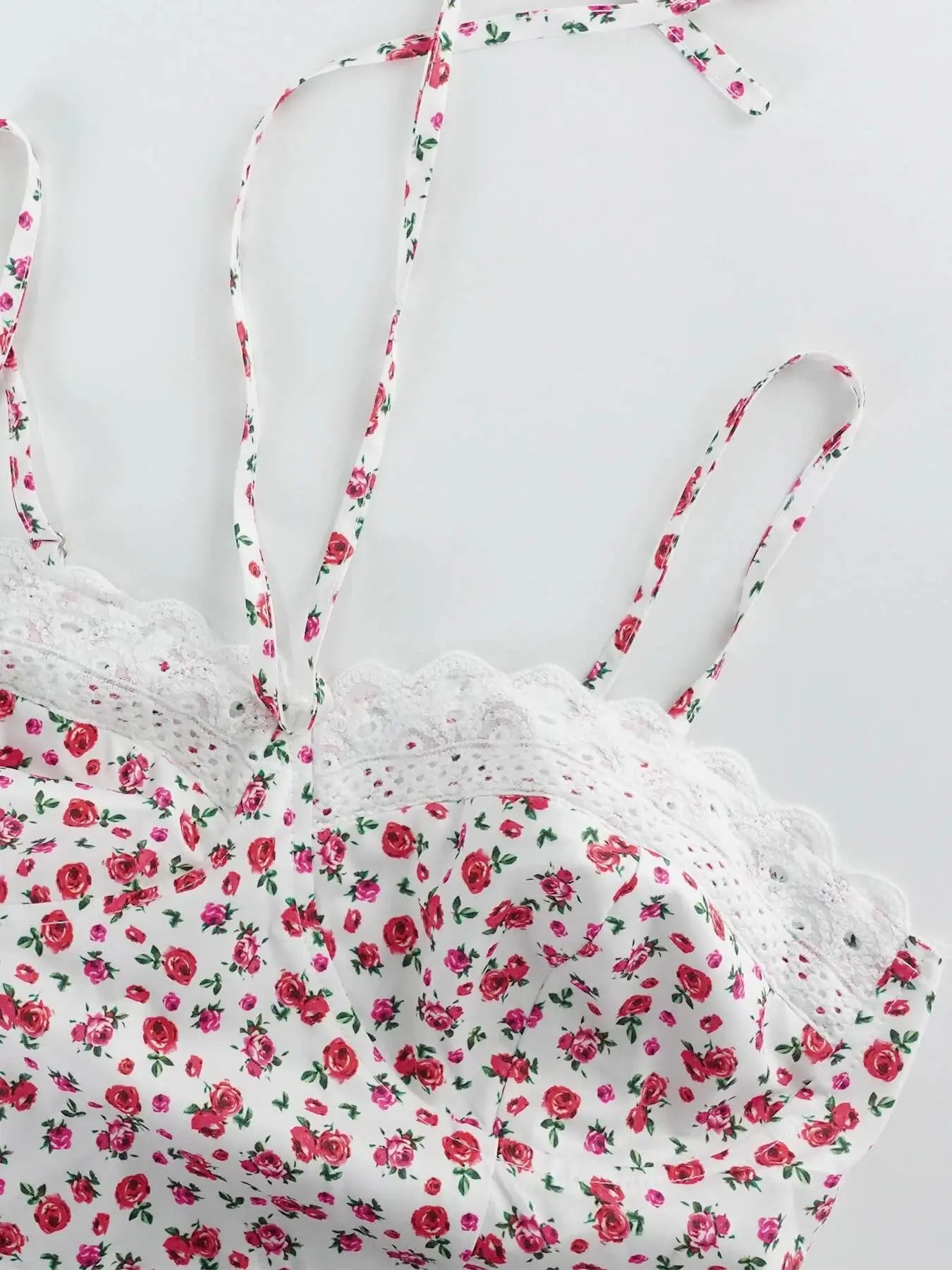 Mini-Kleid für Frühling und Sommer, Damen, Blumenmuster, Spitzenbesatz, Spaghettiträger, ausgestelltes, lässiges, romantisches Kleid für Dates, Urlaub und Strand