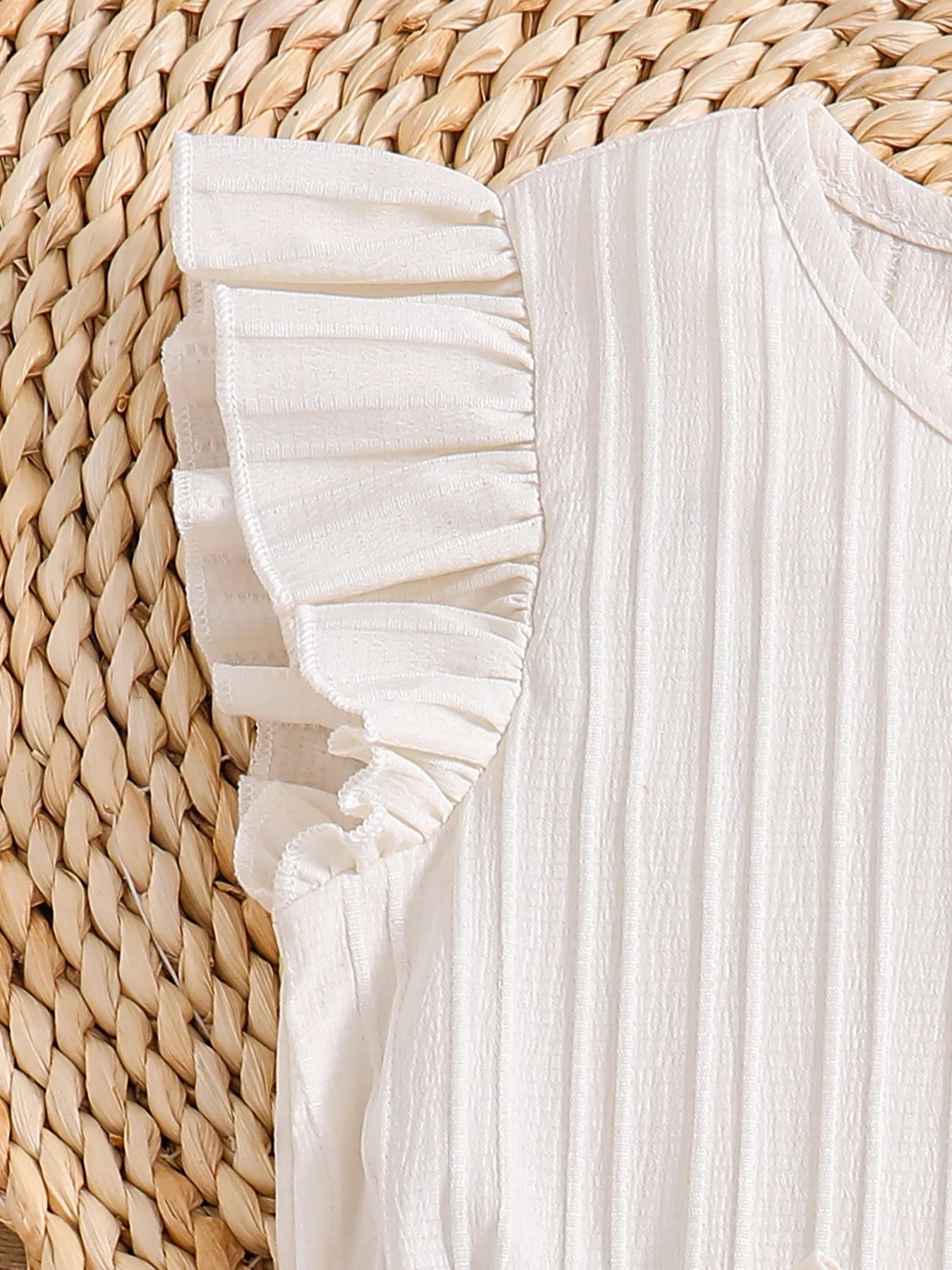 Frühling und Sommer Mädchen Mode Urlaub lässig einfarbig Rundhals fliegende Ärmel Kleid Sommerkleidung + kleine Umhängetasche