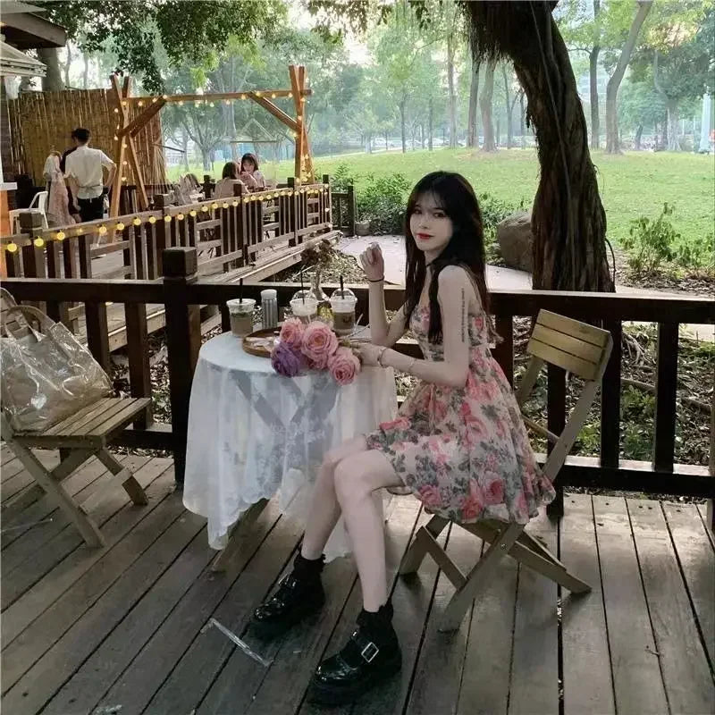Elegantes, hoch tailliertes, schlankes, florales Tank kleid für Frauen im Frühling und Sommer im französischen Stil