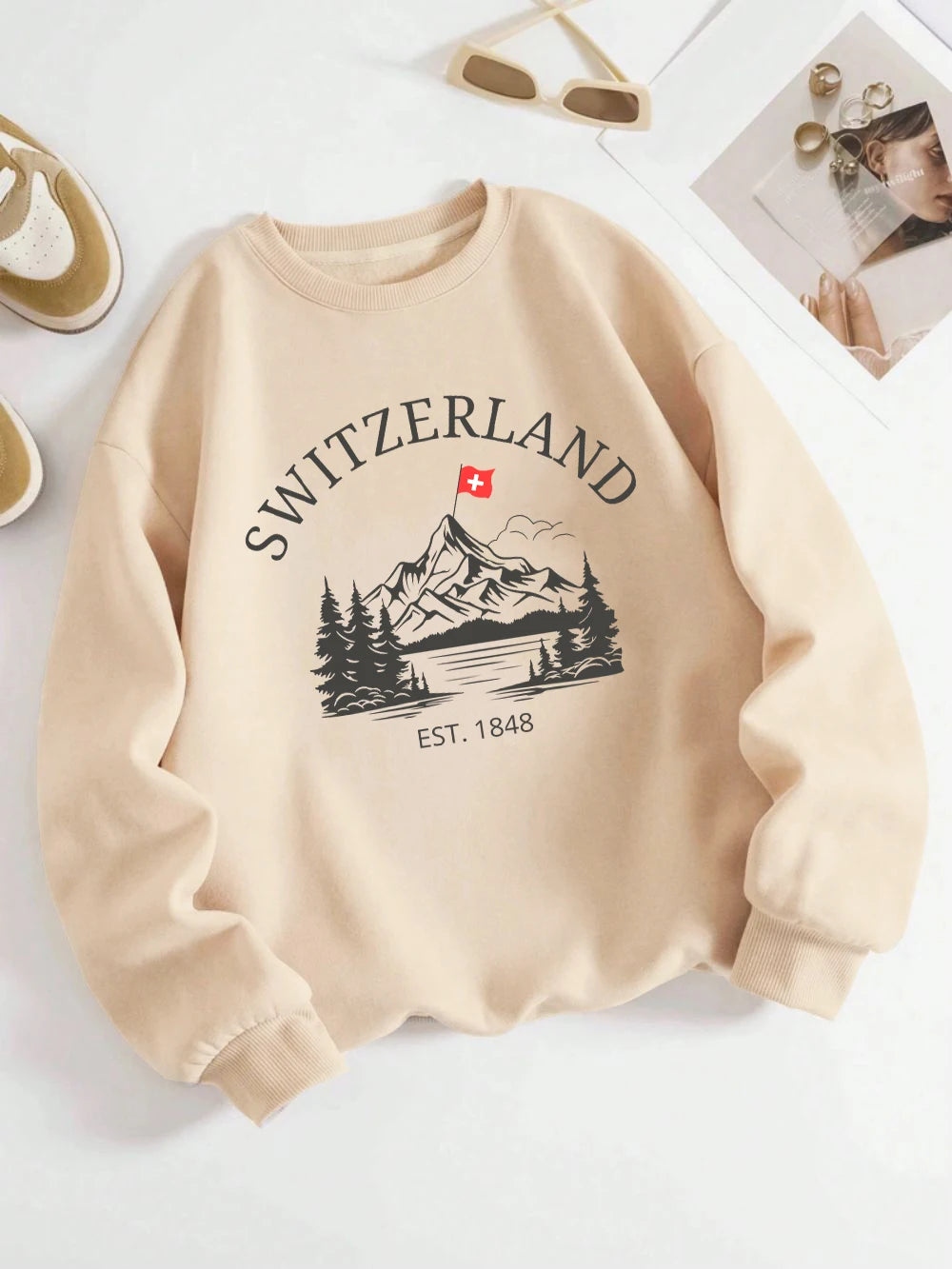 Switzerland Snow Mountain Design Women Sweatshirt Y2K Fleece Pullovers Crewneck Casual Streetwear Street Hip Hop Clothes