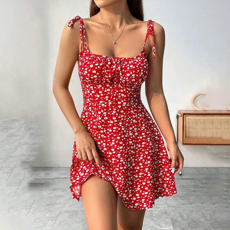 Kurzes Sommerkleid mit Blumenmuster und Spaghettiträgern für Damen, Damenkleider, Damenbekleidung, Damenbekleidung, Sommerkleid, Neu im Kleid 2025,