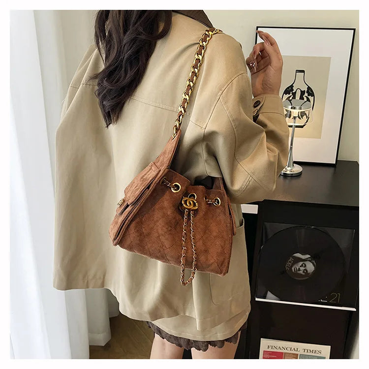 Trendy Geometric Chain Underarm Bag Women's Shoulder Bag Commuter Crossbody Bag Versatile PU Bucket Bag Autumn New Style