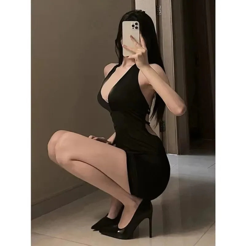 Damen Sexy Neckholder Rückenfreies Figurbetontes V-Ausschnitt Wickelkleid Schwarzes Party-Nacht-Minikleid