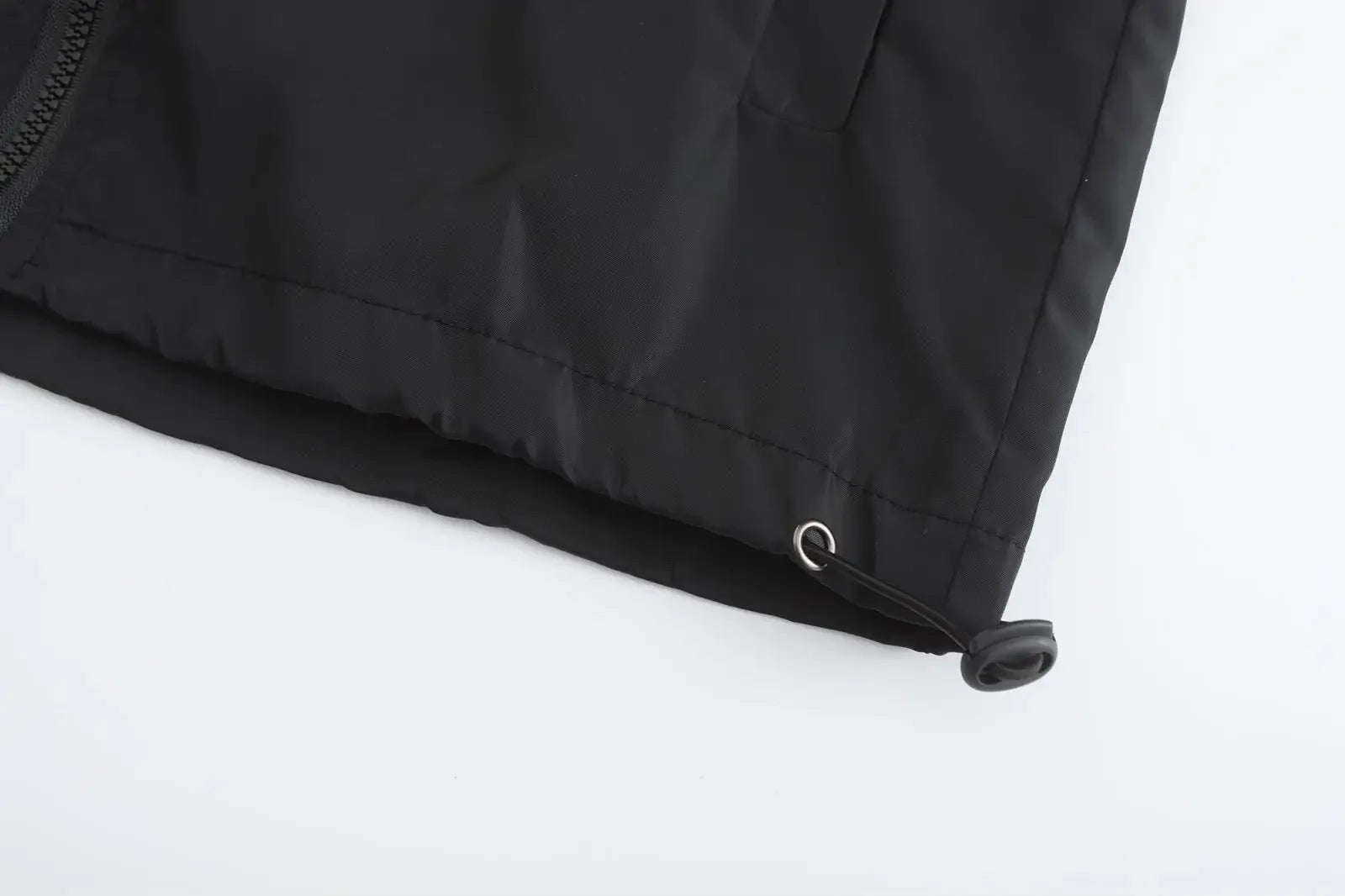 Lässige bedruckte Kapuzenjacke für Frühling und Herbst, modische neue wind- und wasserdichte Outdoor-Sportbekleidung für Herren