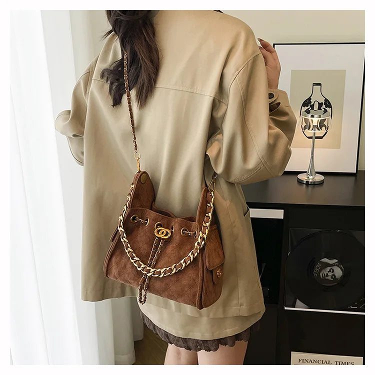 Trendy Geometric Chain Underarm Bag Women's Shoulder Bag Commuter Crossbody Bag Versatile PU Bucket Bag Autumn New Style
