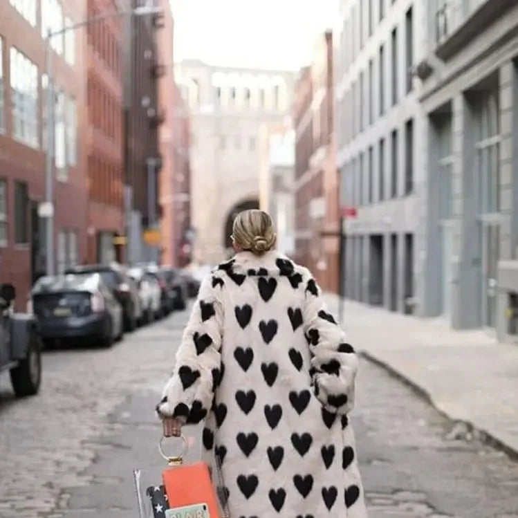Winter Fashion Week Mode Lange Liebe Herz Muster Hohe Qualität Faux Fuchs Pelzmantel Frauen Jacke