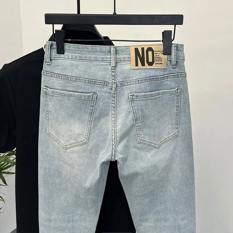 Jeans Herren Trendige Marke Helle Mode Jugend Freizeithosen Cowboy Einfache Ruffian Hübsche Schmal sitzende Röhrenjeans Männer