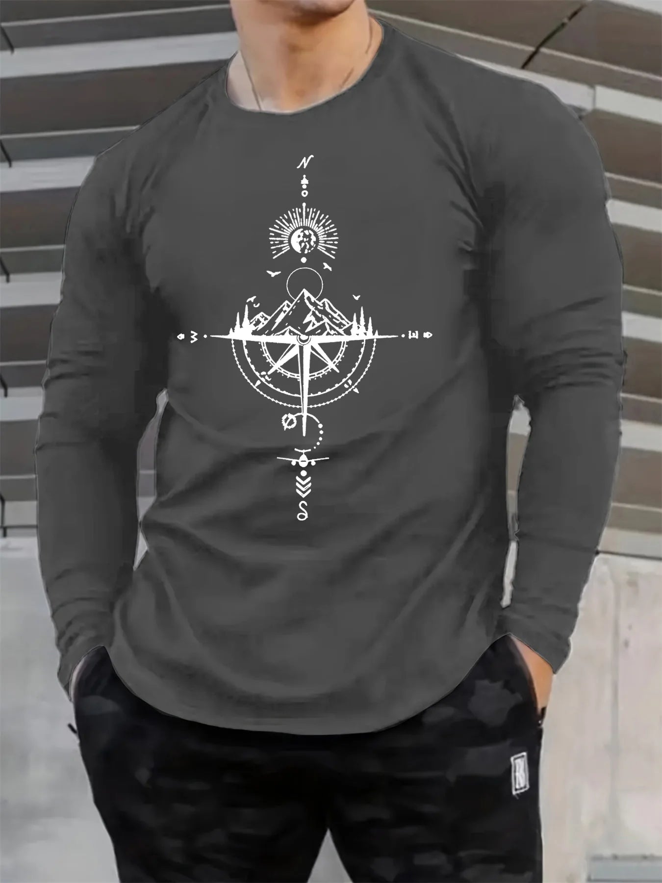 Men's 100% pure cotton loose fit comfortable sports and leisure mountain compass pattern printed round neck long sleeved T-shirt