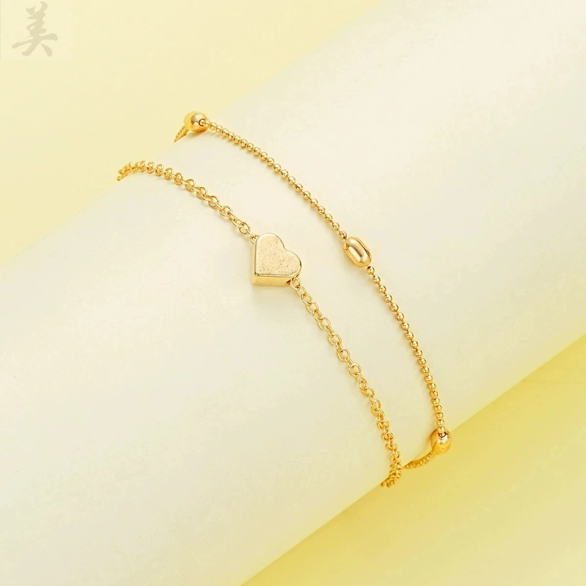 Modisches Schmuckset mit Imitationsperlen und Herzanhänger für Damen, Gold- und Silberfarben, runde Perlen, Halskette und Armband, Accessoires für den Alltag