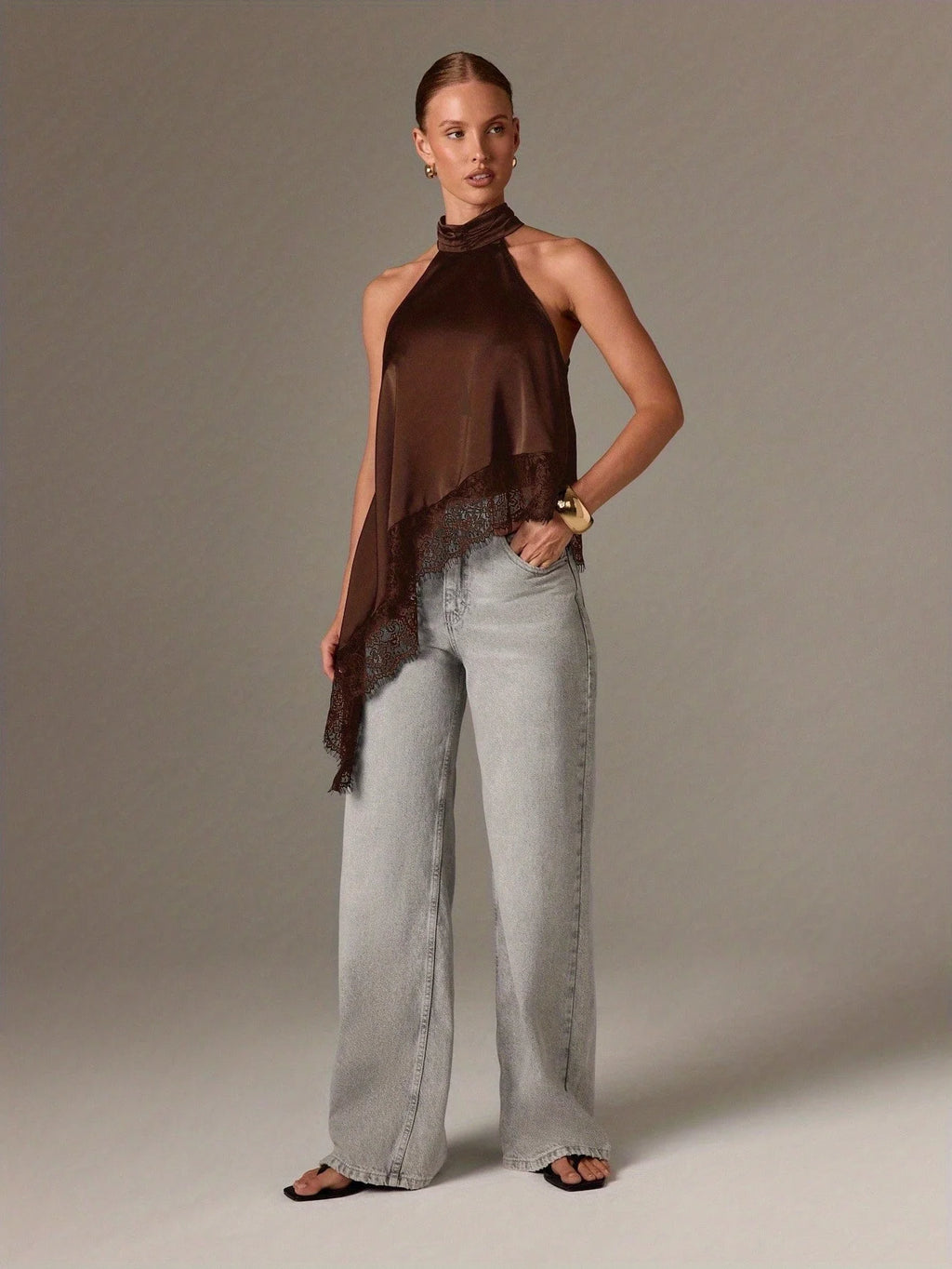 Herbstmode Damen Asymmetrisches Hochgeschlossenes Rückenfreies Neckholder-Top
