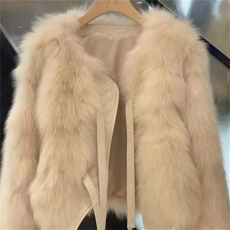 Nachahmung Fuchs pelz gras Mantel frauen Kurze 2025, Herbst/Winter Neue Koreanische version Vielseitig Spitze up Dicke top Weibliche Warme Outwear