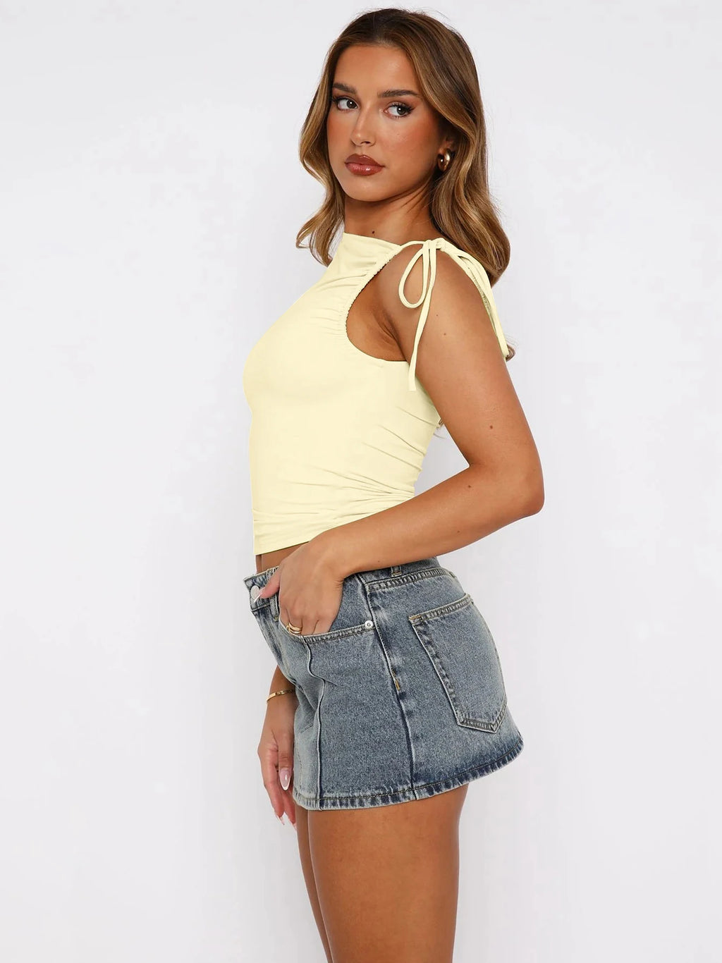 Dulzura Ärmelloses Skew Kragen Geraffte Spitze Up Bodycon Crop Top Sexy Elegante Casual Tank Party Club Streetwear Frühling Sommer