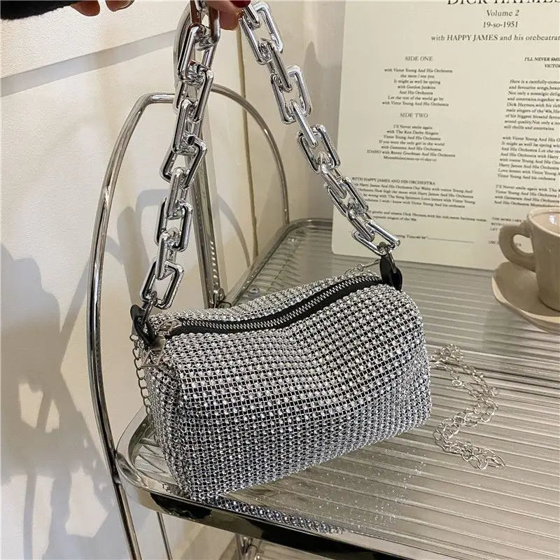 Allover-Beuteltasche mit Strasssteinen, Balltasche mit Glitzerkette, Mini-Umhängetasche für Damen (6,3 x 3,54) Zoll).