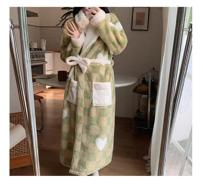 Verdickte Korallen Fleece Robe frauen V-ausschnitt Gürtel Langarm Mid-länge Süße Stil Warme Hause Kleidung Winter Saison