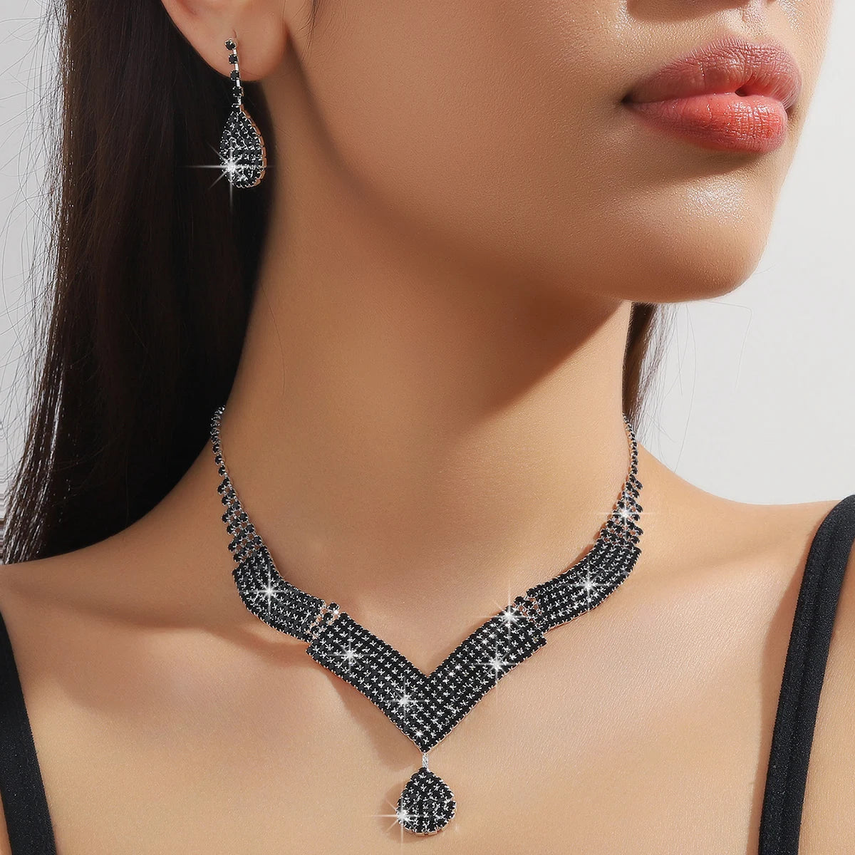 3 Stück modische Strasssteine, Wassertropfen, Halsketten, Ohrringe, Schmucksets, Damen-Hochzeitsaccessoires