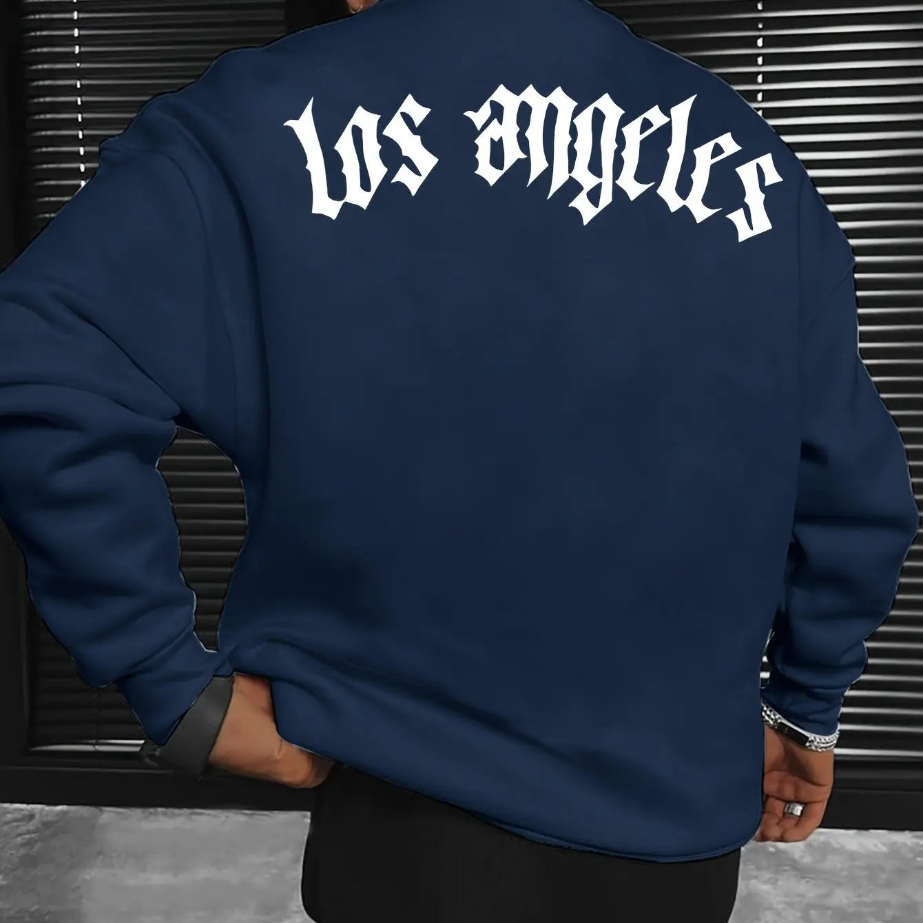 Men's autumn and winter fashionable casual loose Los Angeles letter print fleece pullover long sleeved round neck sweatshirt