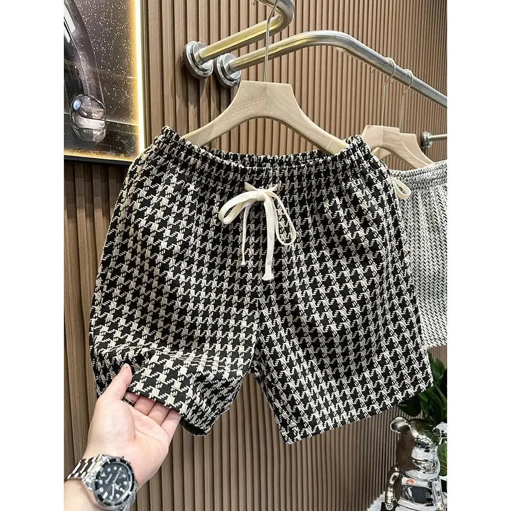 Herrenbekleidung, bedruckt, karierte Shorts, Sommer, stilvoll, gerades Bein, lässige Strandhose, bequeme Taschen, leichte Straßenshorts