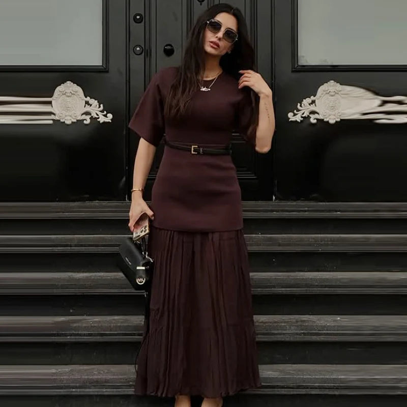 HXAO Damenkleider, braunes Plisseekleid, Sommer 2022, elegant, gestrickt, kurzärmelig, Vestidos, schick, Patchwork, O-Ausschnitt, Urlaubskleider