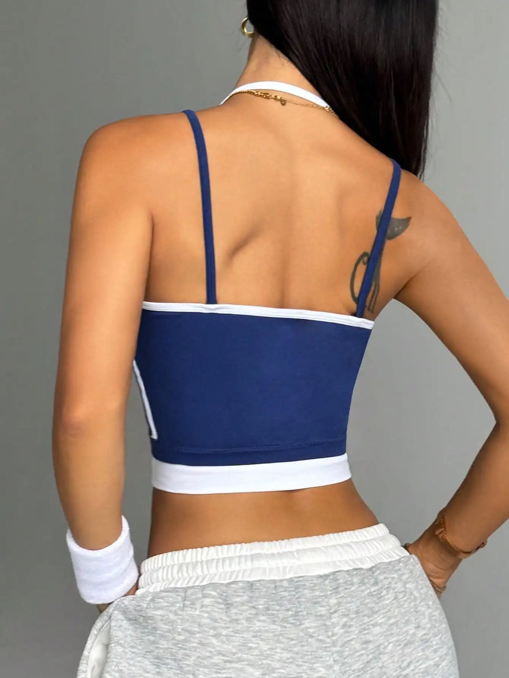 Farbblockierender, nicht aus Stahl gefertigter Ring, schöne Sportweste für Damen-Outdoor-Bekleidung, Fitness-Laufen, stoßdämpfende Raffung, s