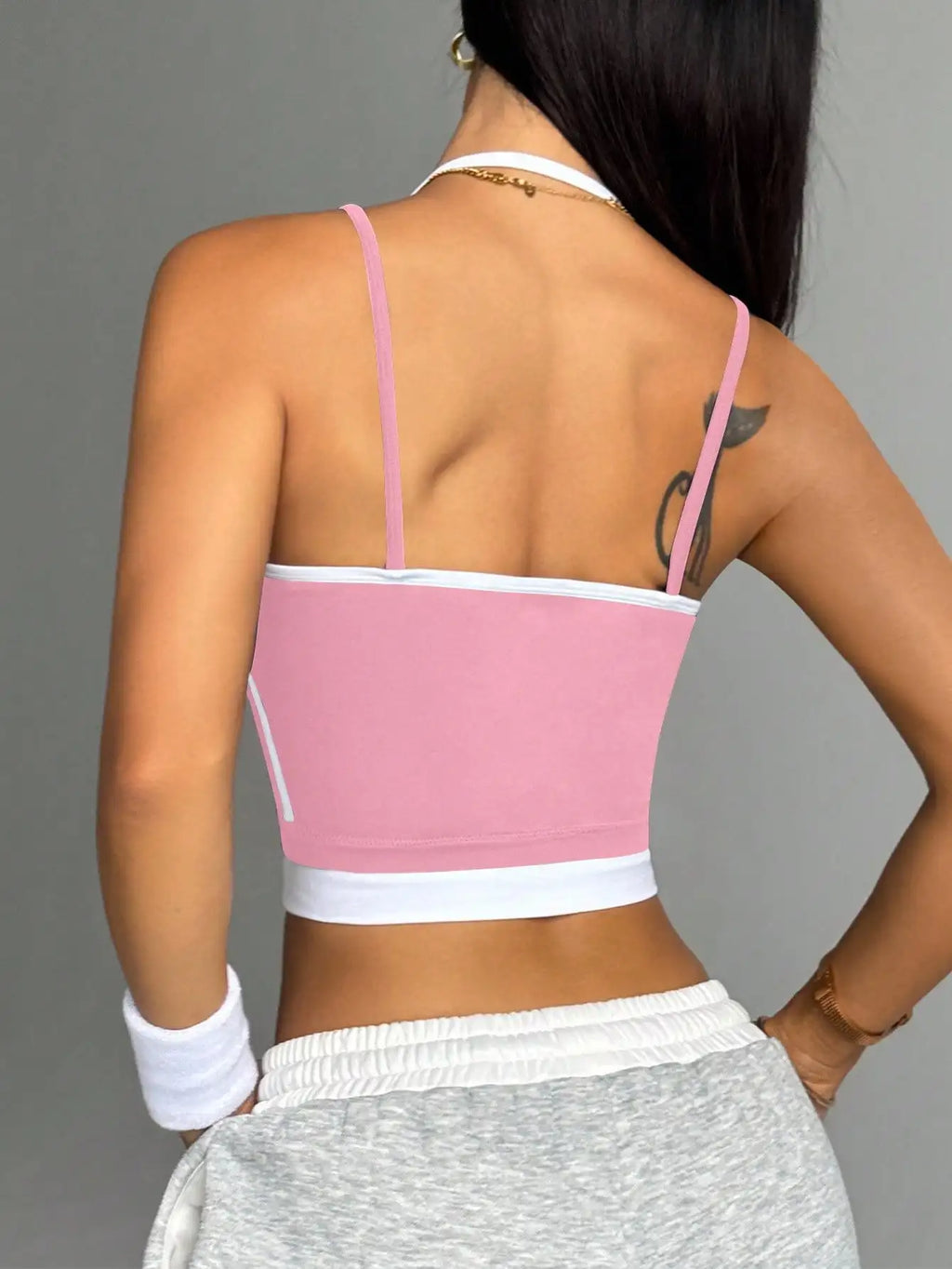 Farbblockierender, nicht aus Stahl gefertigter Ring, schöne Sportweste für Damen-Outdoor-Bekleidung, Fitness-Laufen, stoßdämpfende Raffung, s