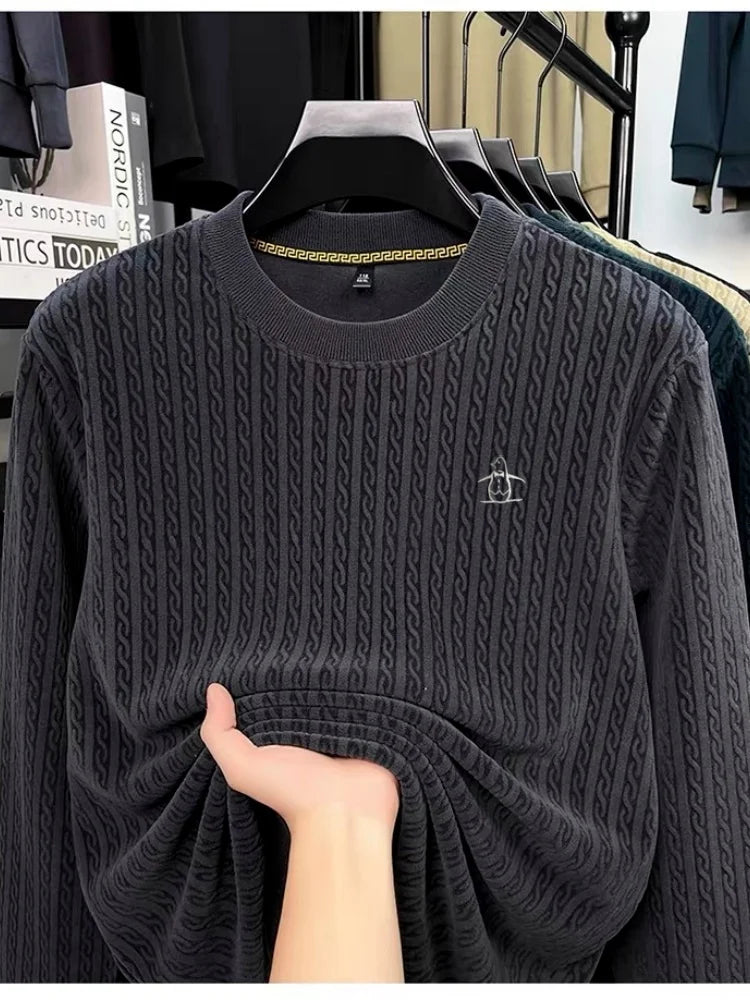 Men's Winter Fashion New 100% Merino Wool Exquisite Design Penguin Embroidery Round Neck Soft Knitted Warm Casual Sweater