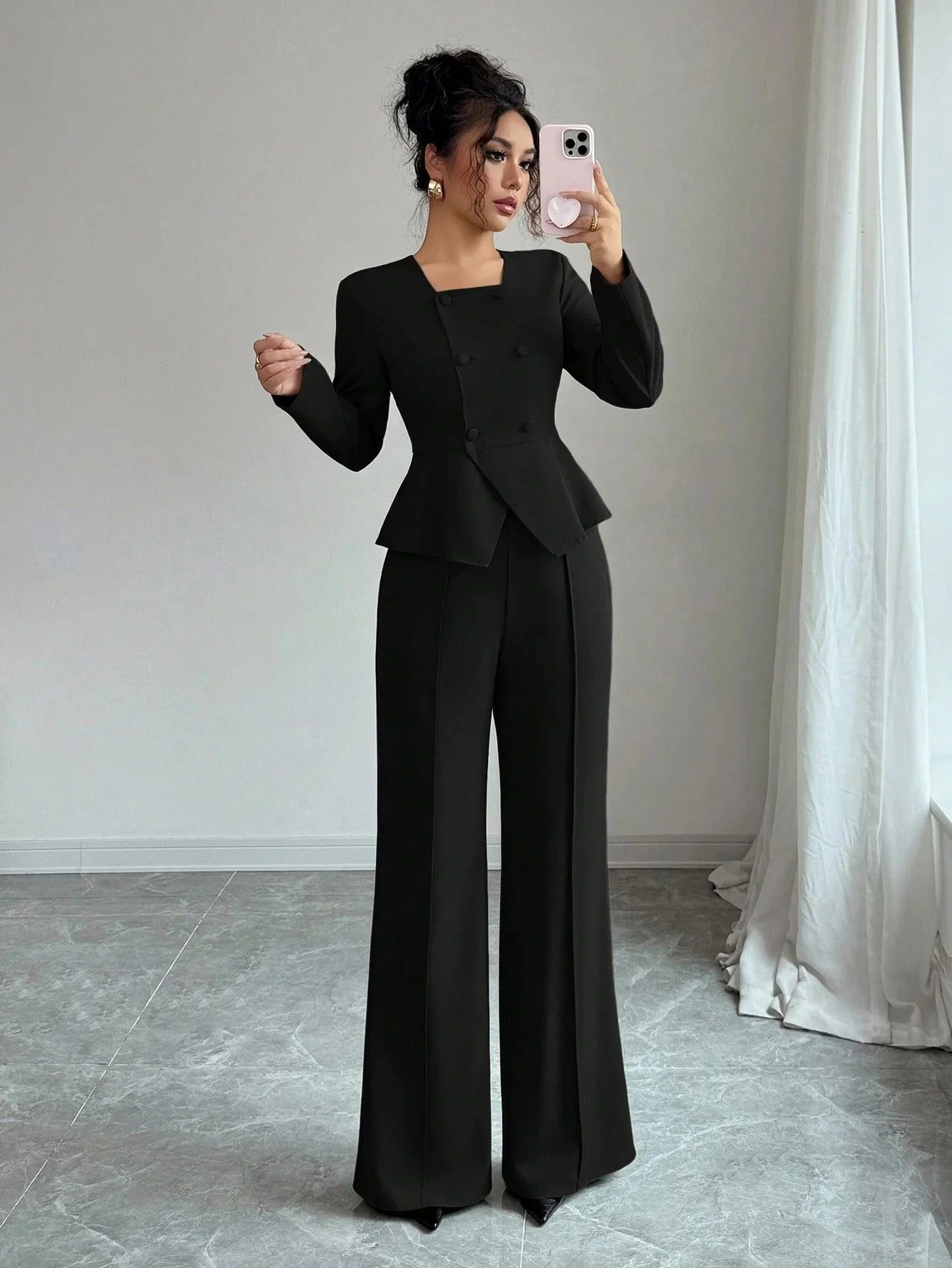 2026 Damen Business-Anzug, 2-teilig, Eleganter Zweireiher-Blazer mit eckigem Ausschnitt und Schößchen + High-Waist Schlaghose, Formelles Büro-Outfit