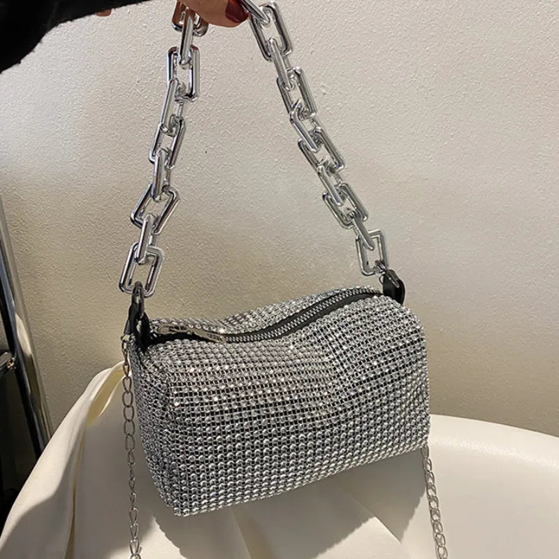 Allover-Beuteltasche mit Strasssteinen, Balltasche mit Glitzerkette, Mini-Umhängetasche für Damen (6,3 x 3,54) Zoll).
